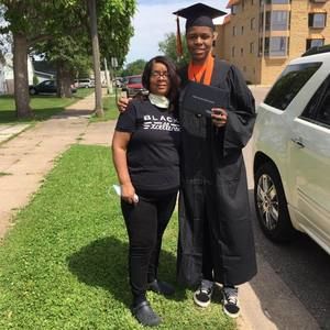 Meet your Posher, Clarence